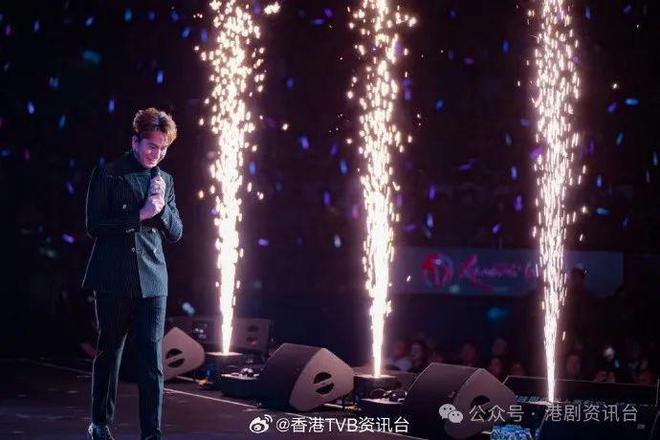 TVB视帝大马遭「低胸攻势」！保安不敌狂粉 暖心解围反陷争议漩涡(图11)