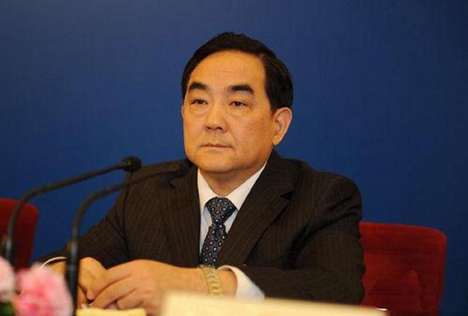 当年提议“春节禁止燃放烟花爆竹”的杨凯生现在过的怎么样了!(图10)