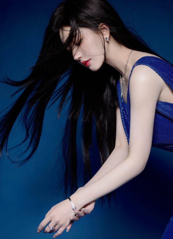 动漫美女❌裸体网站影视