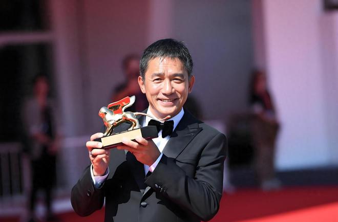 国家一级演员的标准有多高？全香港仅有5位刘德华周星驰不在列(图1)