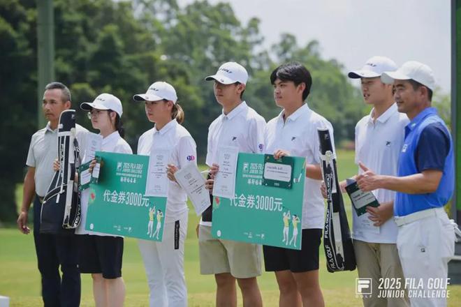 这里发掘了“殷若宁二号”(图15)